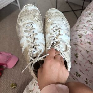 used Infiniti cheer shoes